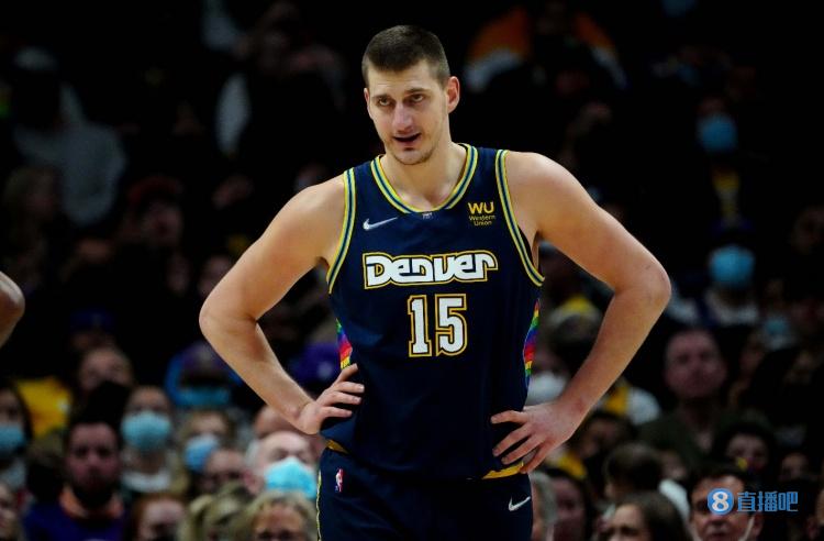 他的篮板嗅 他的篮板嗅