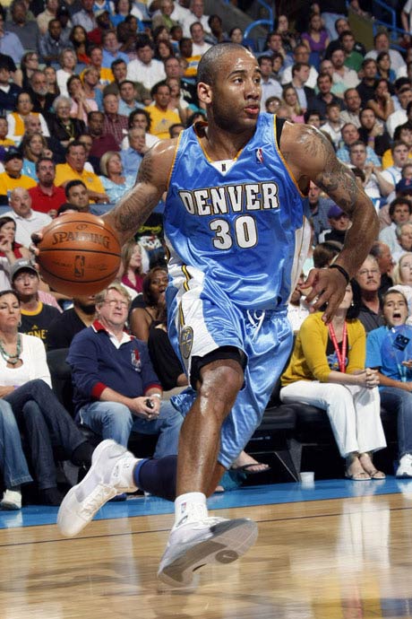 高效表现 高效表现