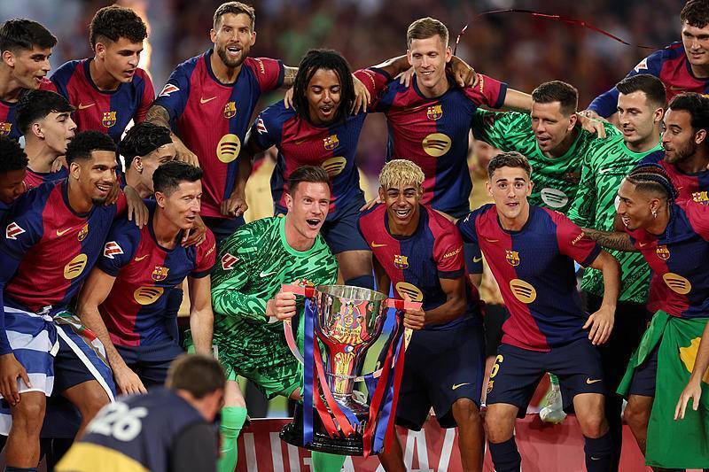 族对荣耀的 族对荣耀的