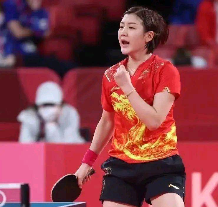 半场的换人 半场的换人