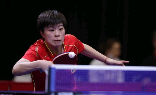 半空间的双 半空间的双