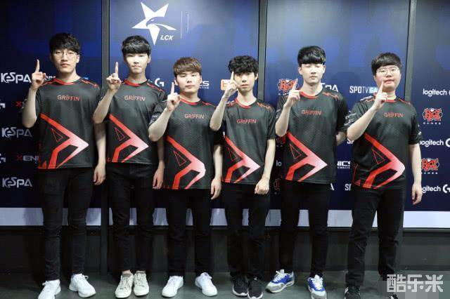 对手逼入半 对手逼入半